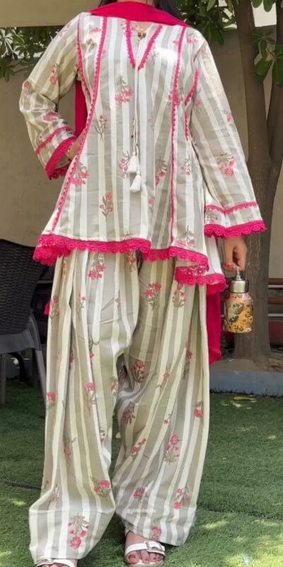 SRK 5359 Grey in Grey Natural Crep Lace Work & Digital Print Salwar Suit . Exclusive Offer ₹1899. Delivery 4-6 Working Days. Shop now. | Jump Suits, Straight Suits, Casual Suits, Creative suits, Designer Suits, Palazzo Suits, Party Wear Suits, Patiala Suits, Salwar suit