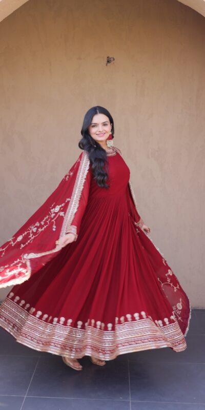 KA 1256 Maroon Faux Blooming Gown Perfect for Wedding, Party, Pongal, Raksha Bandhan, Mehendi –. Introductory Price ₹2549. Delivery 4-6 Working Days | Bollywood Gowns, Creative Gowns, Designer Gowns, Embroidered Gowns, Gowns, Party Wear Gowns