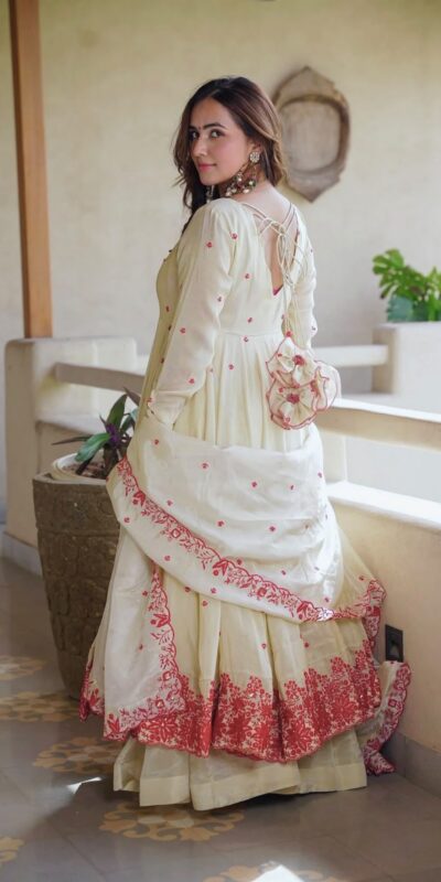 SRK 5360 Off White Dimond Silk Salwar Suit Perfect for Wedding, Party, Cultural Events, Traditional Day, Durga Puja –Affordable Price ₹2449/-. Delivery | Jump Suits, Straight Suits, Casual Suits, Creative suits, Designer Suits, Palazzo Suits, Party Wear Suits, Patiala Suits, Salwar suit