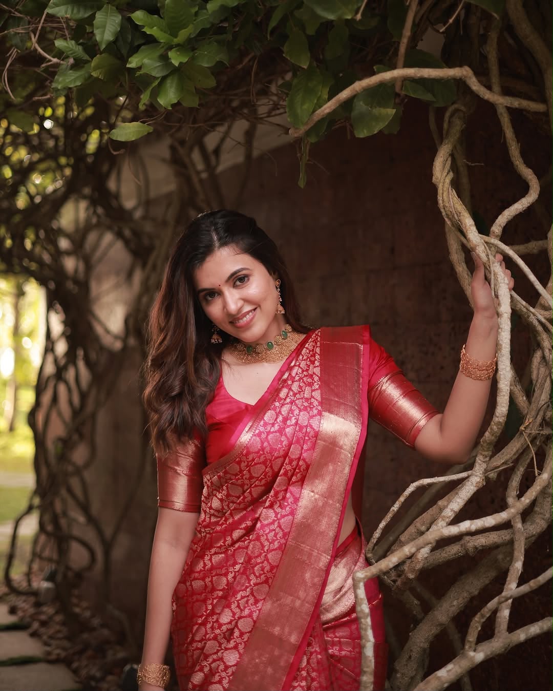 KPR 234 Gajri Soft Lichi Silk Saree with Lace Work & Lace Border. Introductory Price ₹1349. Delivery 4-6 Working Days. Shop now. | Bollywood Sarees, Creative Sarees, Designer Sarees, Embroidered Sarees, Ethnic Saree, Modern Digital sarees, Party Wear Sarees, Sarees