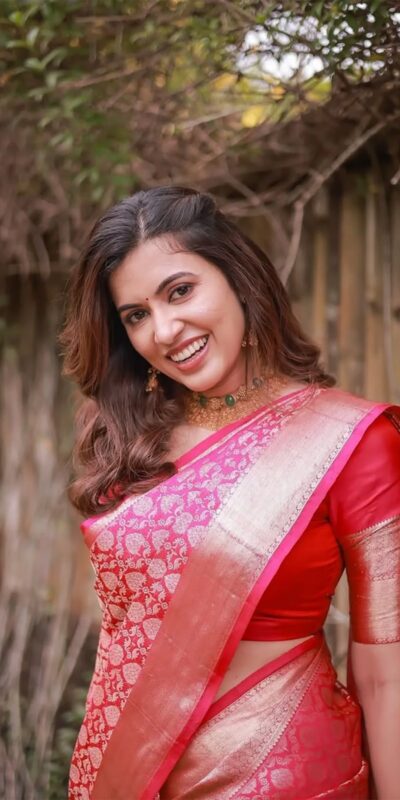 KPR 234 Gajri Soft Lichi Silk Saree with Lace Work & Lace Border. Introductory Price ₹1349. Delivery 4-6 Working Days. Shop now. | Bollywood Sarees, Creative Sarees, Designer Sarees, Embroidered Sarees, Ethnic Saree, Modern Digital sarees, Party Wear Sarees, Sarees