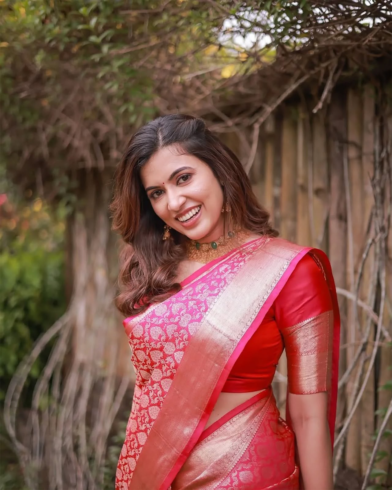KPR 234 Gajri Soft Lichi Silk Saree with Lace Work & Lace Border. Introductory Price ₹1349. Delivery 4-6 Working Days. Shop now. | Bollywood Sarees, Creative Sarees, Designer Sarees, Embroidered Sarees, Ethnic Saree, Modern Digital sarees, Party Wear Sarees, Sarees