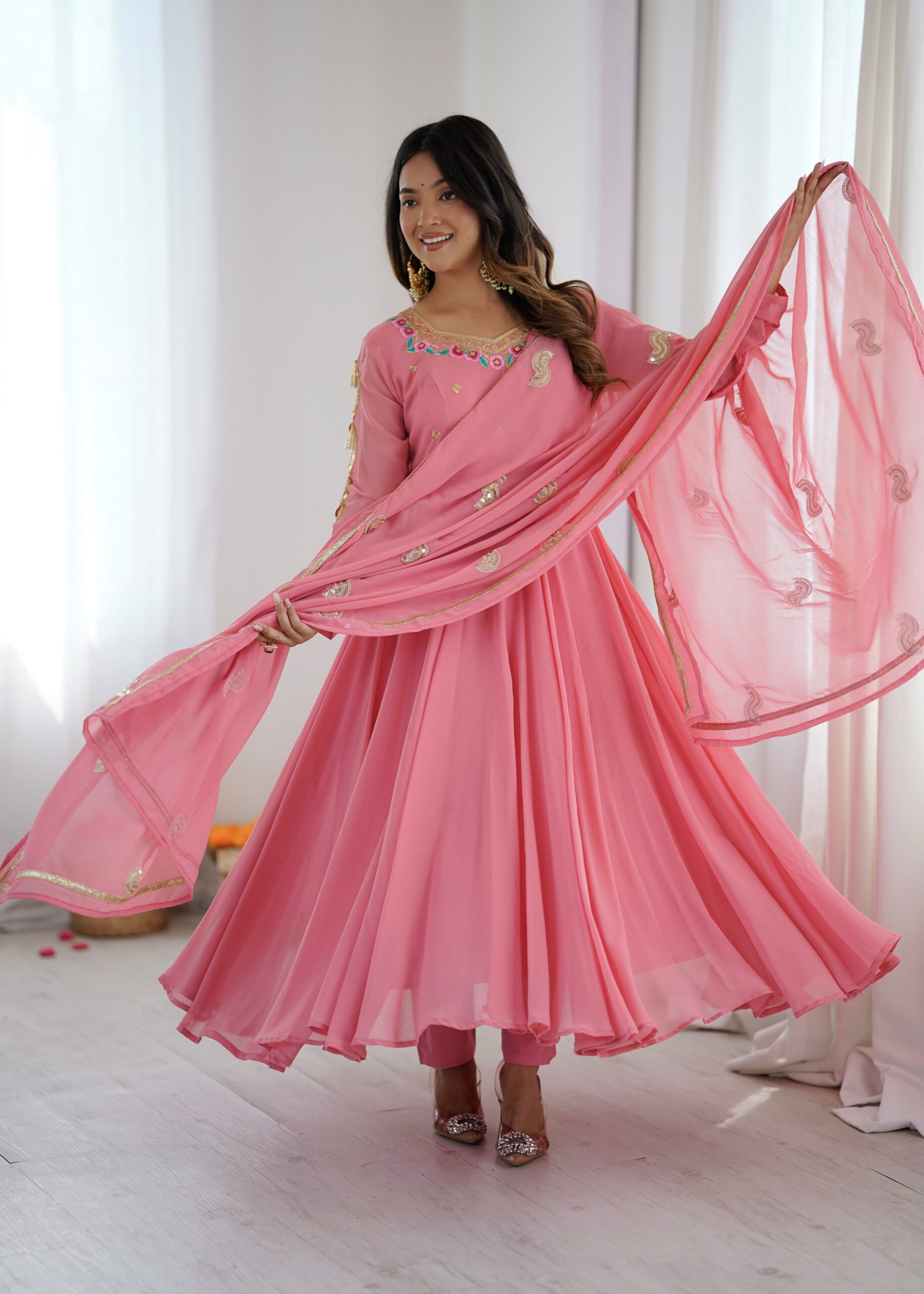 SRK 5363 Dusty Pink | Dusty Pink Faux Georgette Gown with Sequins Work & Embroidery Work. Affordable Price ₹2099. Delivery 4-6 Working Days. Shop now. | Bollywood Gowns, Creative Gowns, Designer Gowns, Embroidered Gowns, Gowns, Party Wear Gowns