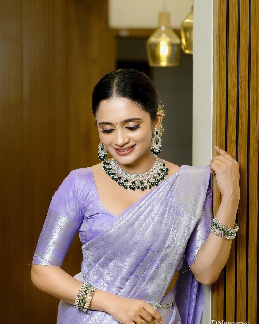 KPR 259 Lavender Soft Lichi Silk Saree with Lace Work & Lace Border. Introductory Price ₹1349. Delivery 4-6 Working Days. Shop now. | Bollywood Sarees, Creative Sarees, Designer Sarees, Embroidered Sarees, Ethnic Saree, Modern Digital sarees, Party Wear Sarees, Sarees