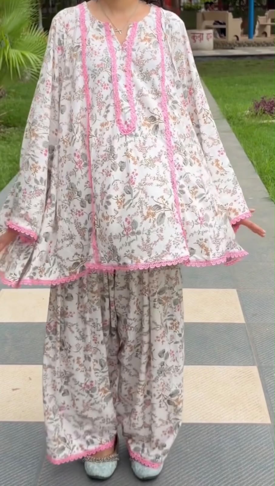 SRK 3180 Pink Natural Crep Lace Work & Digital Print Salwar Suit . Exclusive Offer ₹1949. Delivery 4-6 Working Days. Shop now. | Jump Suits, Straight Suits, Casual Suits, Creative suits, Designer Suits, Palazzo Suits, Party Wear Suits, Patiala Suits, Salwar suit