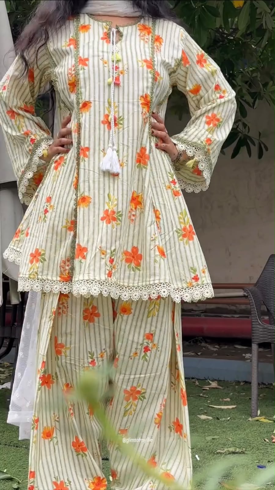 SRK 5362 Off White Natural Crep Lace Work & Digital Print Salwar Suit . Exclusive Offer ₹1899. Delivery 4-6 Working Days. Shop now. | Jump Suits, Straight Suits, Casual Suits, Creative suits, Designer Suits, Palazzo Suits, Party Wear Suits, Patiala Suits, Salwar suit