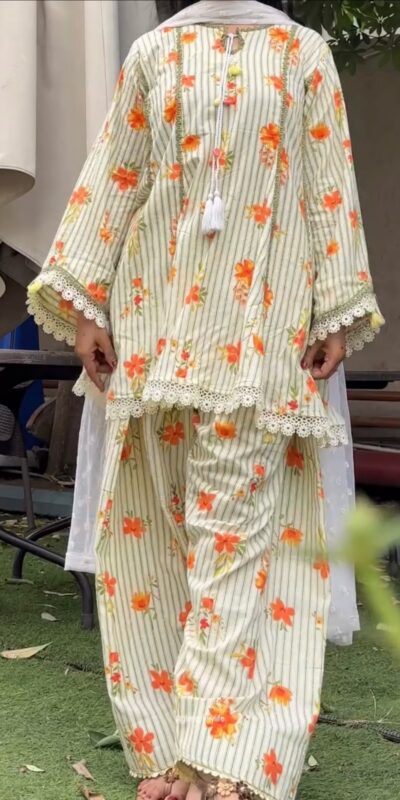SRK 5362 Off White Natural Crep Lace Work & Digital Print Salwar Suit . Exclusive Offer ₹1899. Delivery 4-6 Working Days. Shop now. | Jump Suits, Straight Suits, Casual Suits, Creative suits, Designer Suits, Palazzo Suits, Party Wear Suits, Patiala Suits, Salwar suit