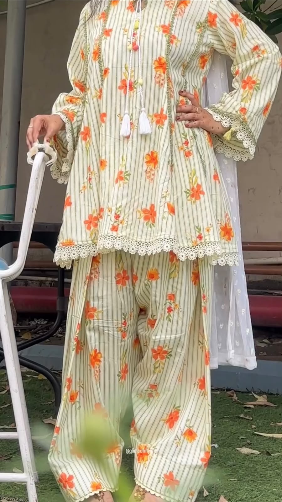 SRK 5362 Off White Natural Crep Lace Work & Digital Print Salwar Suit . Exclusive Offer ₹1899. Delivery 4-6 Working Days. Shop now. | Jump Suits, Straight Suits, Casual Suits, Creative suits, Designer Suits, Palazzo Suits, Party Wear Suits, Patiala Suits, Salwar suit