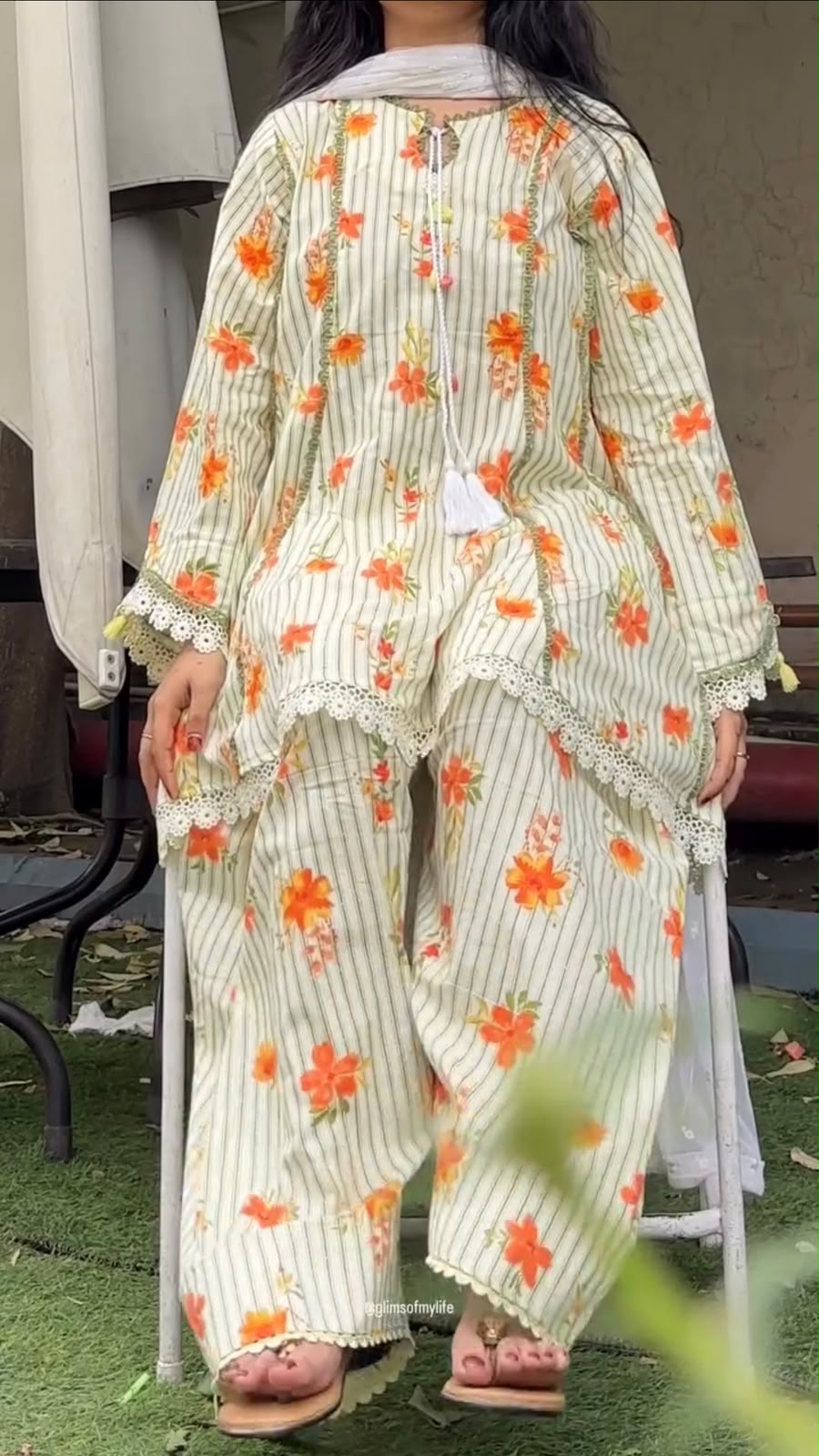 SRK 5362 Off White Natural Crep Lace Work & Digital Print Salwar Suit . Exclusive Offer ₹1899. Delivery 4-6 Working Days. Shop now. | Jump Suits, Straight Suits, Casual Suits, Creative suits, Designer Suits, Palazzo Suits, Party Wear Suits, Patiala Suits, Salwar suit