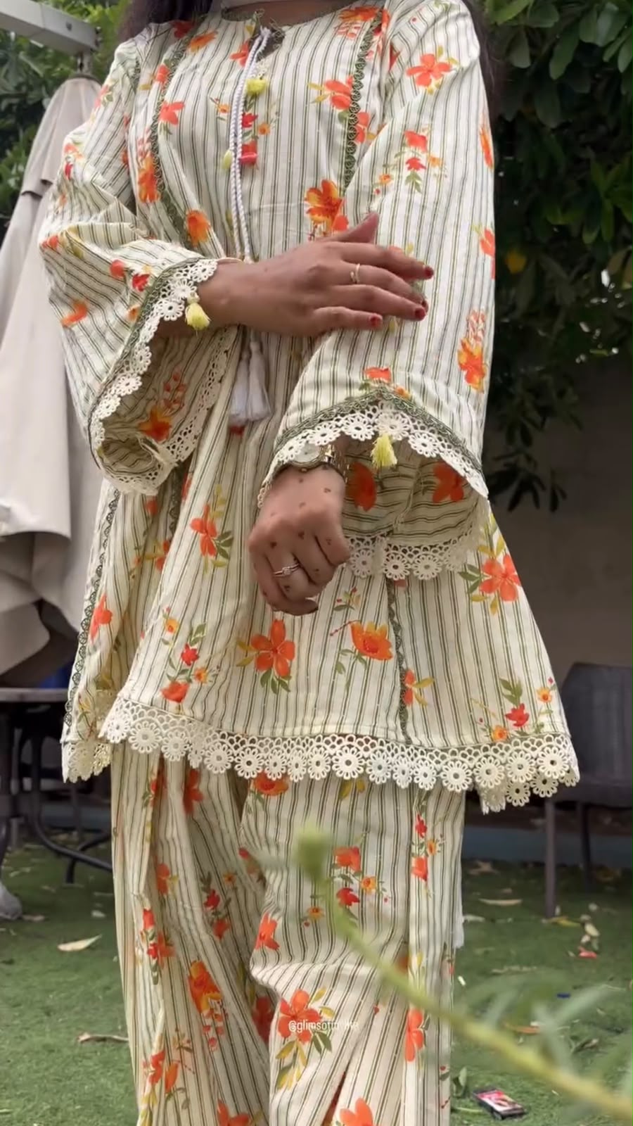 SRK 5362 Off White Natural Crep Lace Work & Digital Print Salwar Suit . Exclusive Offer ₹1899. Delivery 4-6 Working Days. Shop now. | Jump Suits, Straight Suits, Casual Suits, Creative suits, Designer Suits, Palazzo Suits, Party Wear Suits, Patiala Suits, Salwar suit