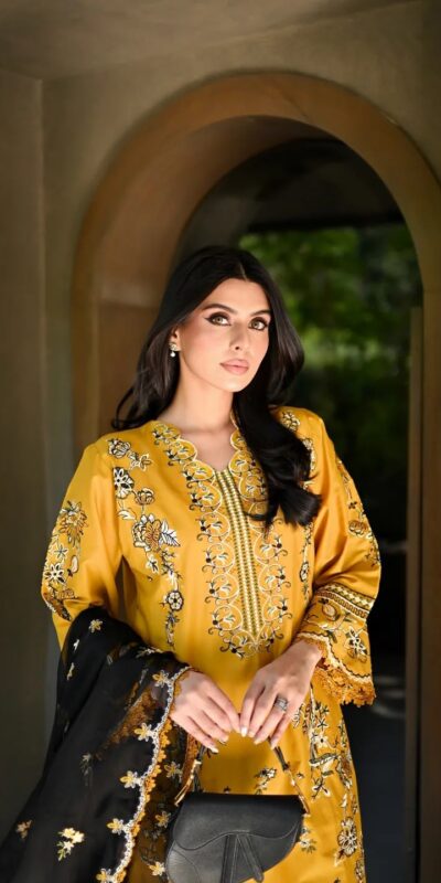 BE 480 Yellow Georgette Salwar Suit with Embroidery Work & Lace Work. Special Price ₹2399. Delivery 4-6 Working Days. Shop now. | Jump Suits, Straight Suits, Casual Suits, Creative suits, Designer Suits, Palazzo Suits, Party Wear Suits, Patiala Suits, Salwar suit