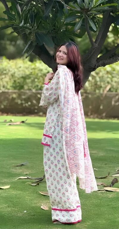 ZSR 3178 Pink Color Natural Crep Salwar Suit with Digital Print. Get it for ₹1999. Delivery 4-6 Working Days. Online Shop now. | Jump Suits, Straight Suits, Casual Suits, Creative suits, Designer Suits, Palazzo Suits, Party Wear Suits, Patiala Suits, Salwar suit