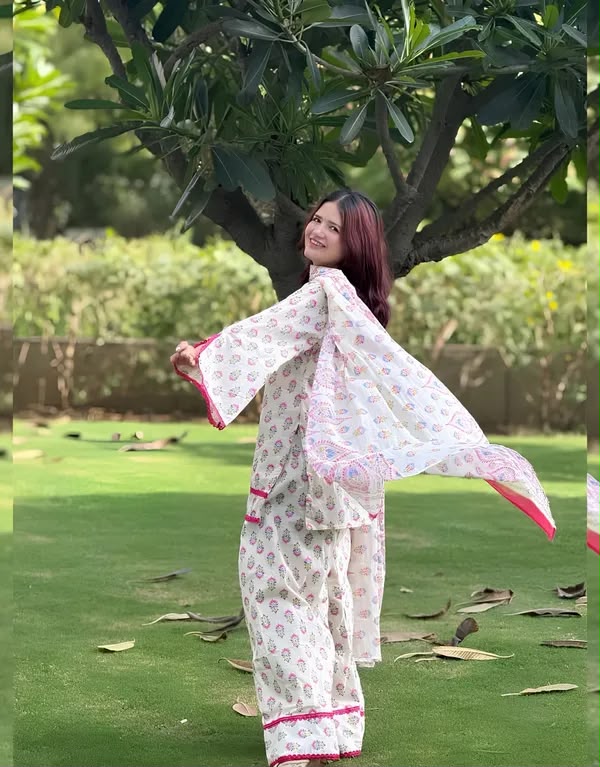 ZSR 3178 Pink Color Natural Crep Salwar Suit with Digital Print. Get it for ₹1999. Delivery 4-6 Working Days. Online Shop now. | Jump Suits, Straight Suits, Casual Suits, Creative suits, Designer Suits, Palazzo Suits, Party Wear Suits, Patiala Suits, Salwar suit