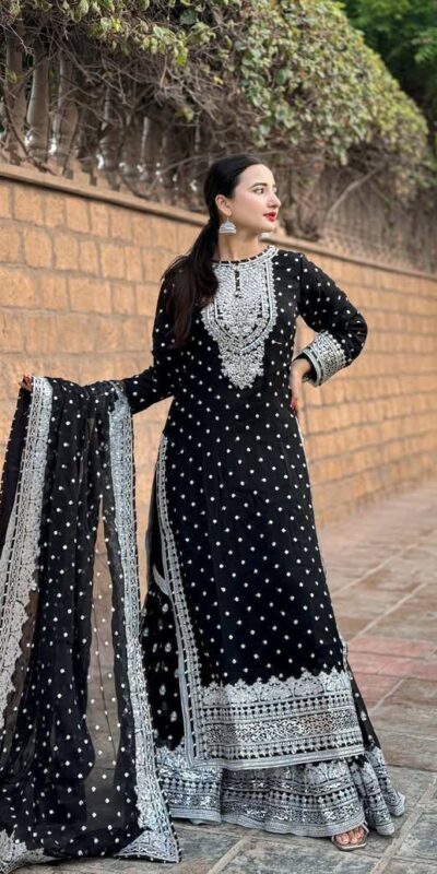 ZB 5064 Black Faux Georgette Salwar Suit with Embroidery Work. Available at ₹2049 only. Delivery 4-6 Working Days. Shop now. | Jump Suits, Straight Suits, Casual Suits, Creative suits, Designer Suits, Palazzo Suits, Party Wear Suits, Patiala Suits, Salwar suit
