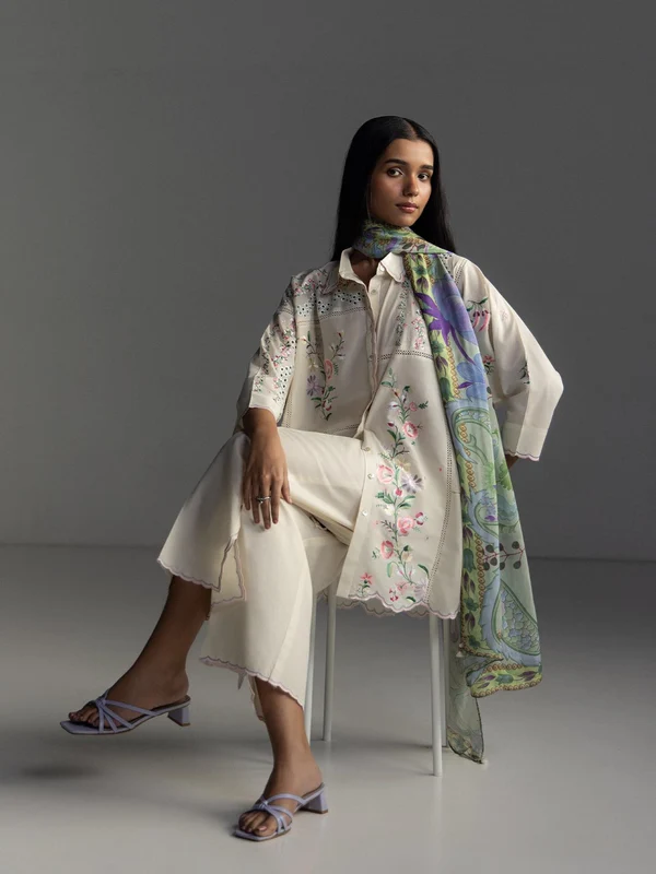 Fancy Cream Cambric Cotton Embroidery Work Salwar Suit - Image 7