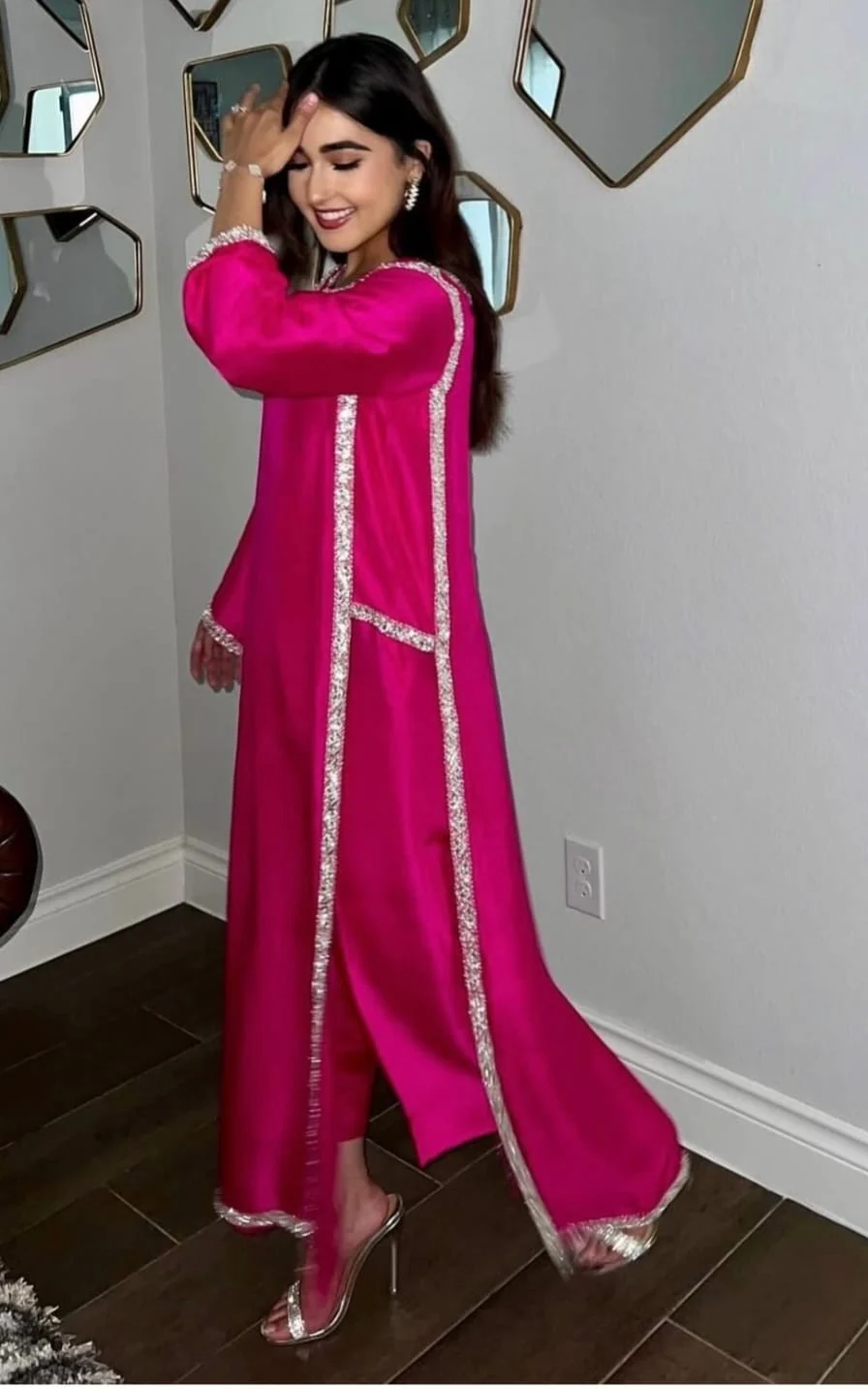 Stylish Pink Natural Crep Breads Work Salwar Suit