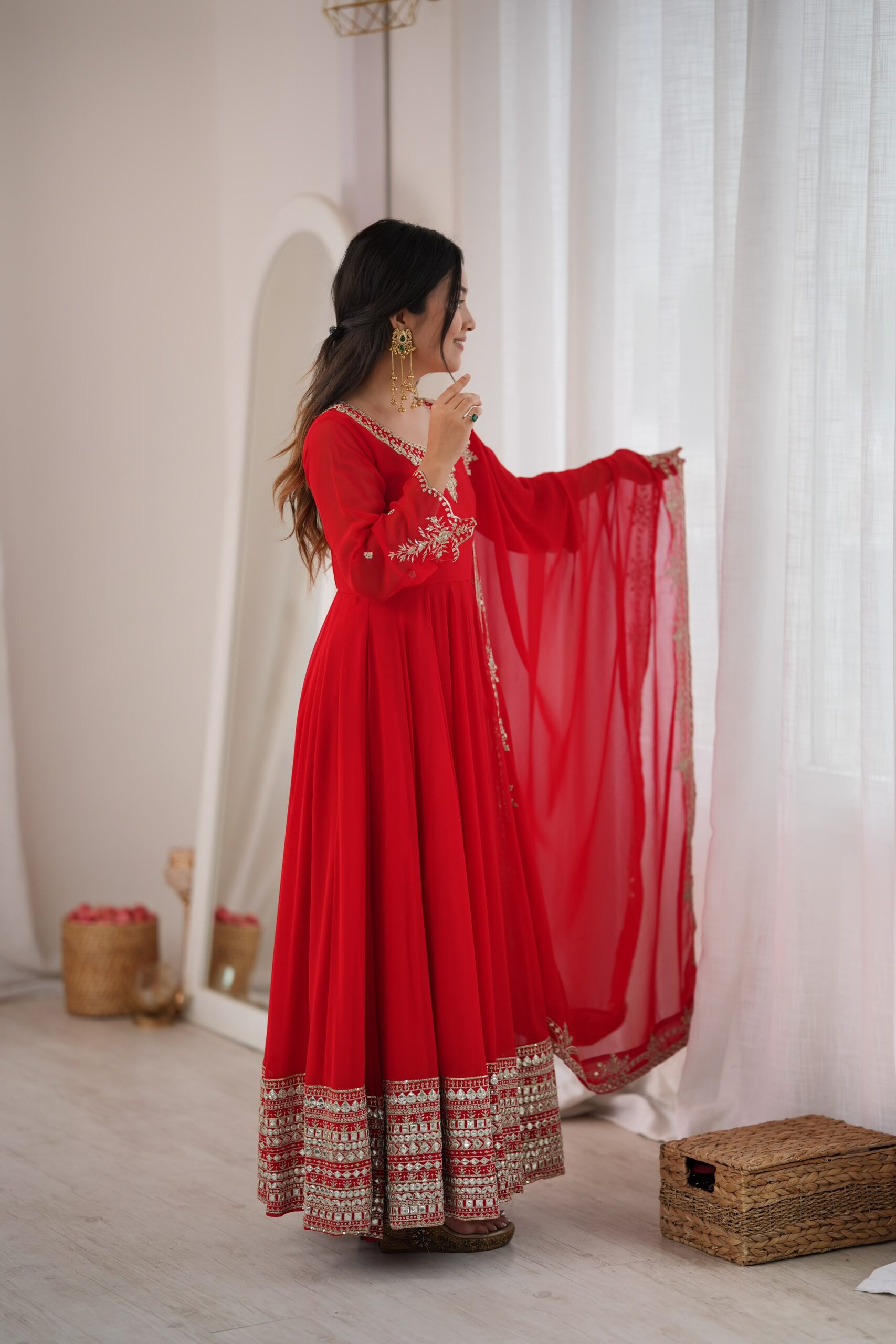 SSR 549 Red Fox Perfect for Wedding, Party, Durga Puja, Diwali, Anniversary –Georgette Gown. Now at just ₹2449. Delivery 4-6 Working Days. Shop now. | Bollywood Gowns, Creative Gowns, Designer Gowns, Embroidered Gowns, Gowns, Party Wear Gowns