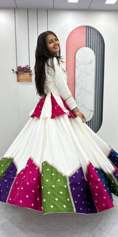 PC N54 White in Pure Cotton Mirror Work & Gamthi Work Lehenga Choli . Exclusive Offer ₹3049. Delivery 4-6 Working Days. Shop now. | Bollywood Lehenga, Creative Lehenga, Designer Lehenga, Embroidered Lehenga, Lehenga, Party Wear Lehenga