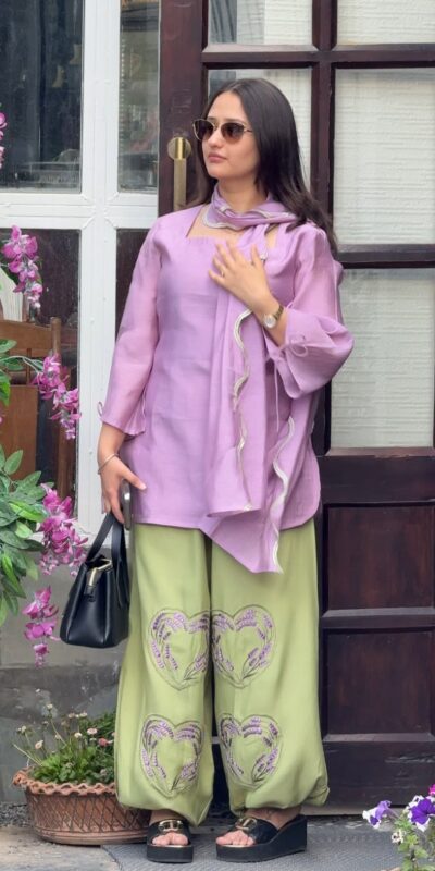 MD 3106 Lavender Mal Chanderi Salwar Suit Perfect for Wedding, Party, Baisakhi, Housewarming, Sangeet – Introductory Price ₹2249. Delivery 4-6 Working D | Jump Suits, Straight Suits, Casual Suits, Creative suits, Designer Suits, Palazzo Suits, Party Wear Suits, Patiala Suits, Salwar suit