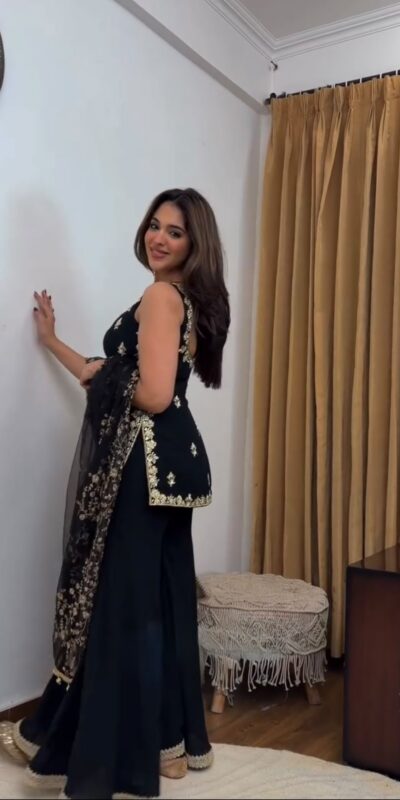 KD 1594 Black Faux Georgette Salwar Suit with Mirror Work & Embroidery Work. Get it for ₹2349. Delivery 4-6 Working Days. Shop now. | Jump Suits, Straight Suits, Casual Suits, Creative suits, Designer Suits, Palazzo Suits, Party Wear Suits, Patiala Suits, Salwar suit