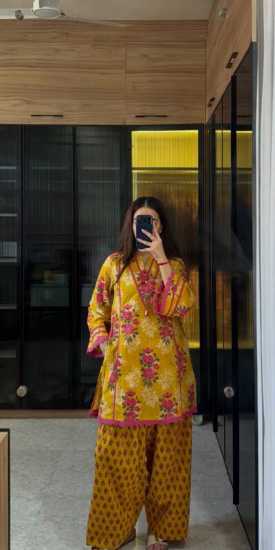 NSR 909 Yellow Color Natural Crep Salwar Suit with Digital Print. Get it for ₹1999. Delivery 4-6 Working Days. Online Shop now. | Jump Suits, Straight Suits, Casual Suits, Creative suits, Designer Suits, Palazzo Suits, Party Wear Suits, Patiala Suits, Salwar suit