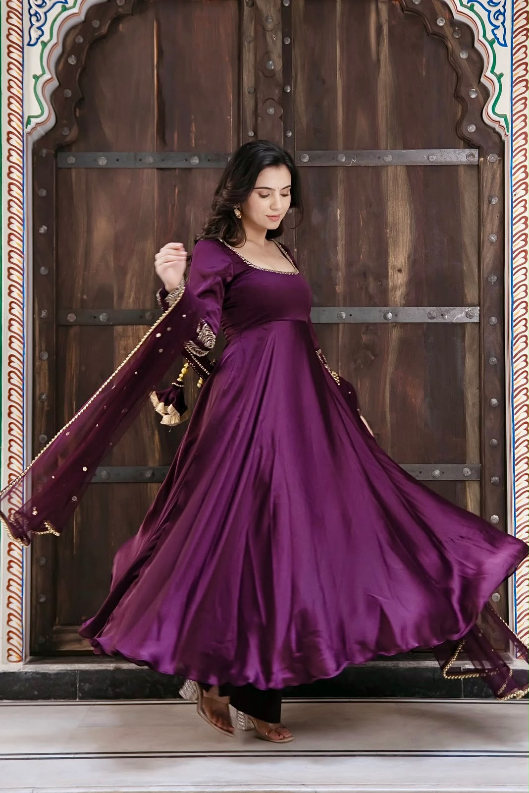 SRK 5373 Purple Upada Silk Gown Perfect for Wedding, Party, Onam, Housewarming, Durga Puja –. Grab it for ₹2199. Delivery 4-6 Working Days. Shop now. | Bollywood Gowns, Creative Gowns, Designer Gowns, Embroidered Gowns, Gowns, Party Wear Gowns