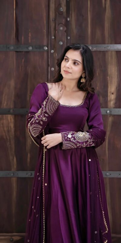 SRK 5373 Purple Upada Silk Gown Perfect for Wedding, Party, Onam, Housewarming, Durga Puja –. Grab it for ₹2199. Delivery 4-6 Working Days. Shop now. | Bollywood Gowns, Creative Gowns, Designer Gowns, Embroidered Gowns, Gowns, Party Wear Gowns