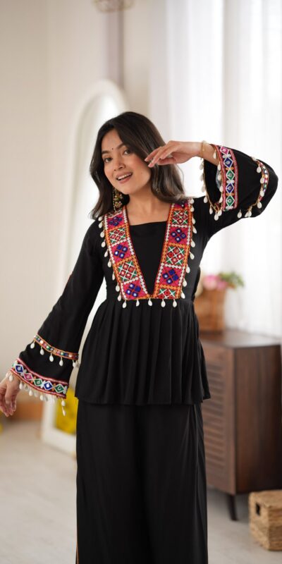 SP 93 Black Rayon Salwar Suit with Embroidery Work & Thread Embroidery. Best Price ₹2149. Delivery 4-6 Working Days. Shop now. | Jump Suits, Straight Suits, Casual Suits, Creative suits, Designer Suits, Palazzo Suits, Party Wear Suits, Patiala Suits, Salwar suit