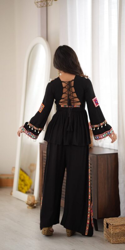 SP 93 Black Rayon Salwar Suit with Embroidery Work & Thread Embroidery. Best Price ₹2149. Delivery 4-6 Working Days. Shop now. | Jump Suits, Straight Suits, Casual Suits, Creative suits, Designer Suits, Palazzo Suits, Party Wear Suits, Patiala Suits, Salwar suit