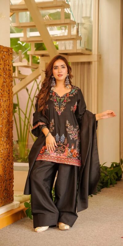 KD 1616 Black Rayon Salwar Suit with Embroidery Work & Thread Embroidery. Best Price ₹2399. Delivery 4-6 Working Days. Shop now. | Jump Suits, Straight Suits, Casual Suits, Creative suits, Designer Suits, Palazzo Suits, Party Wear Suits, Patiala Suits, Salwar suit