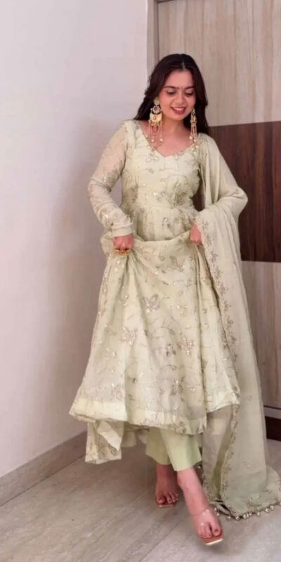 SRK 5374 Off White Fendy Silk Gown with Embroidery Work & Sequins Work. Special Price ₹2399. Delivery 4-6 Working Days. Shop now. | Bollywood Gowns, Creative Gowns, Designer Gowns, Embroidered Gowns, Gowns, Party Wear Gowns
