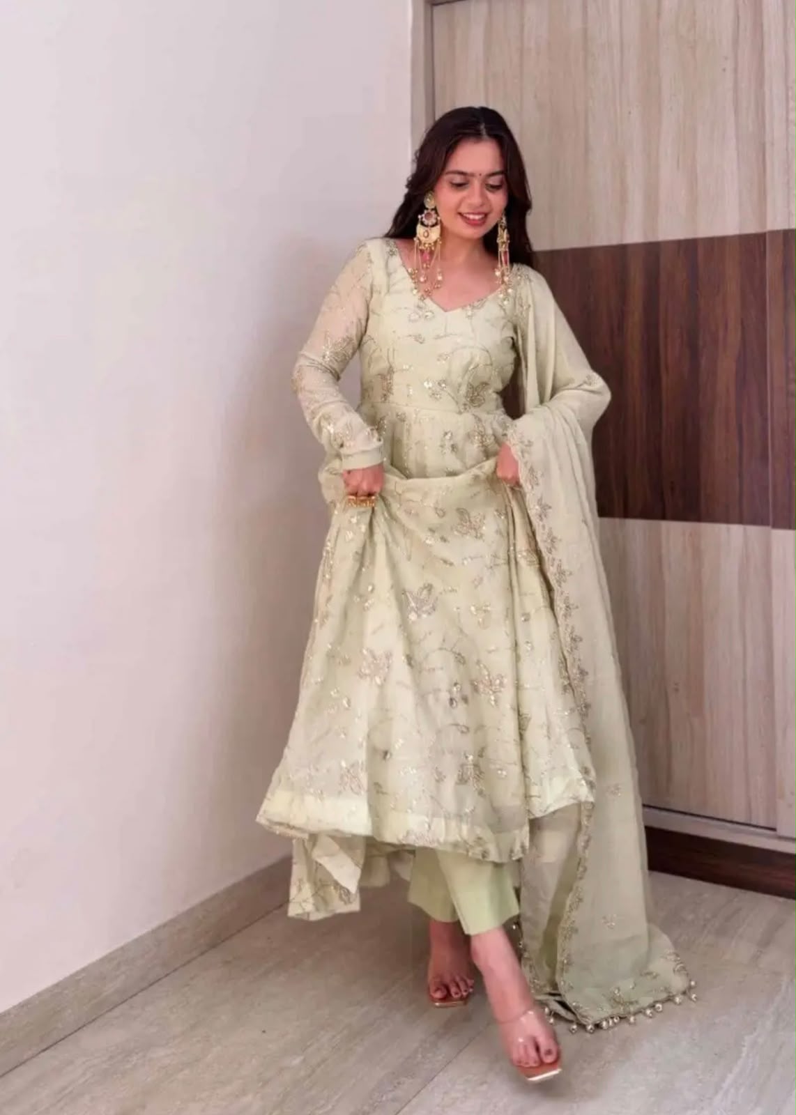 SRK 5374 Off White Fendy Silk Gown with Embroidery Work & Sequins Work. Special Price ₹2399. Delivery 4-6 Working Days. Shop now. | Bollywood Gowns, Creative Gowns, Designer Gowns, Embroidered Gowns, Gowns, Party Wear Gowns