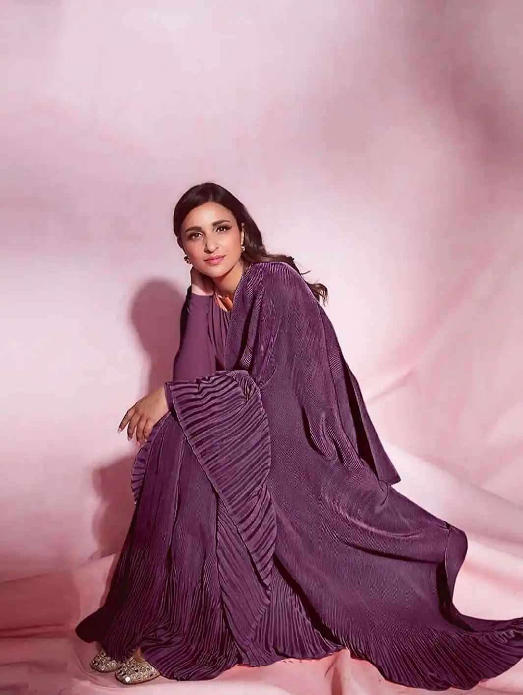 BT 1083 Purple Saree : Premium Chinon Silk Work : Dazzling Pleating Work Casual, Party Wear, Wedding Parineeti Chopra Pleated Saree @1499/- | Bollywood Sarees, Creative Sarees, Designer Sarees, Embroidered Sarees, Party Wear Sarees, Sarees