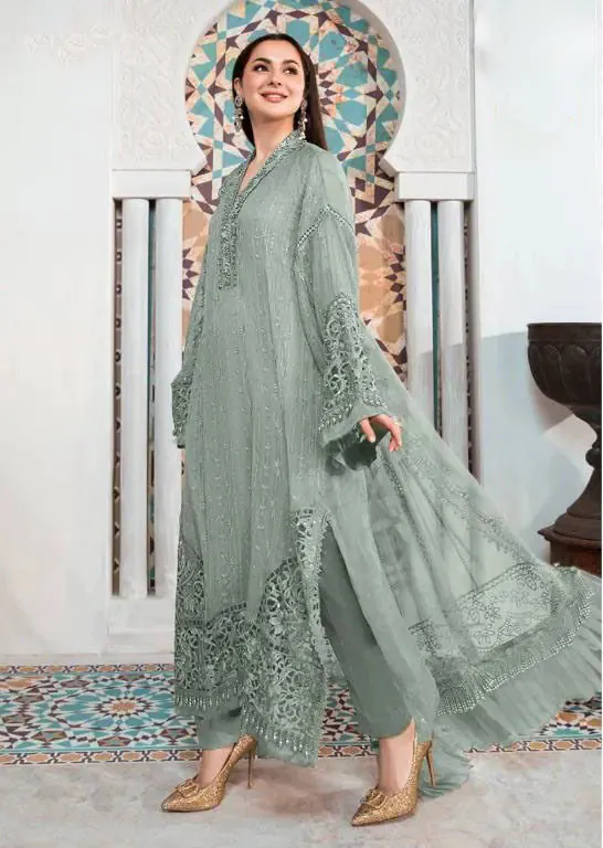 Designer Pakistani Style Grey Color Salwar Suit