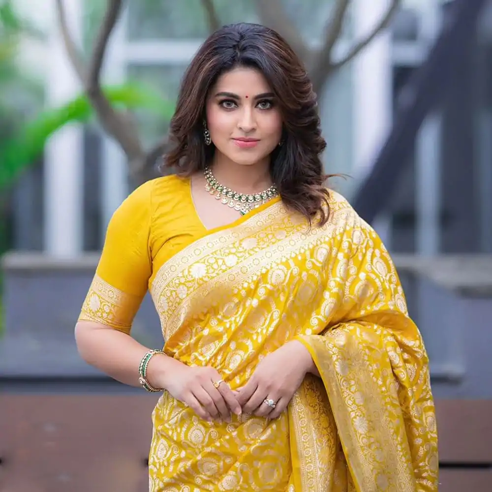 DDF Yellow Zalar Color Banarasi Soft Silk Ordinary Design Saree Casual, Party Wear, Wedding, Events, Etc. Expected Delivery 4-6 Working Days 1399/- | Bollywood Sarees, Creative Sarees, Designer Sarees, Embroidered Sarees, Ethnic Saree, Modern Digital sarees, Party Wear Sarees, Sarees