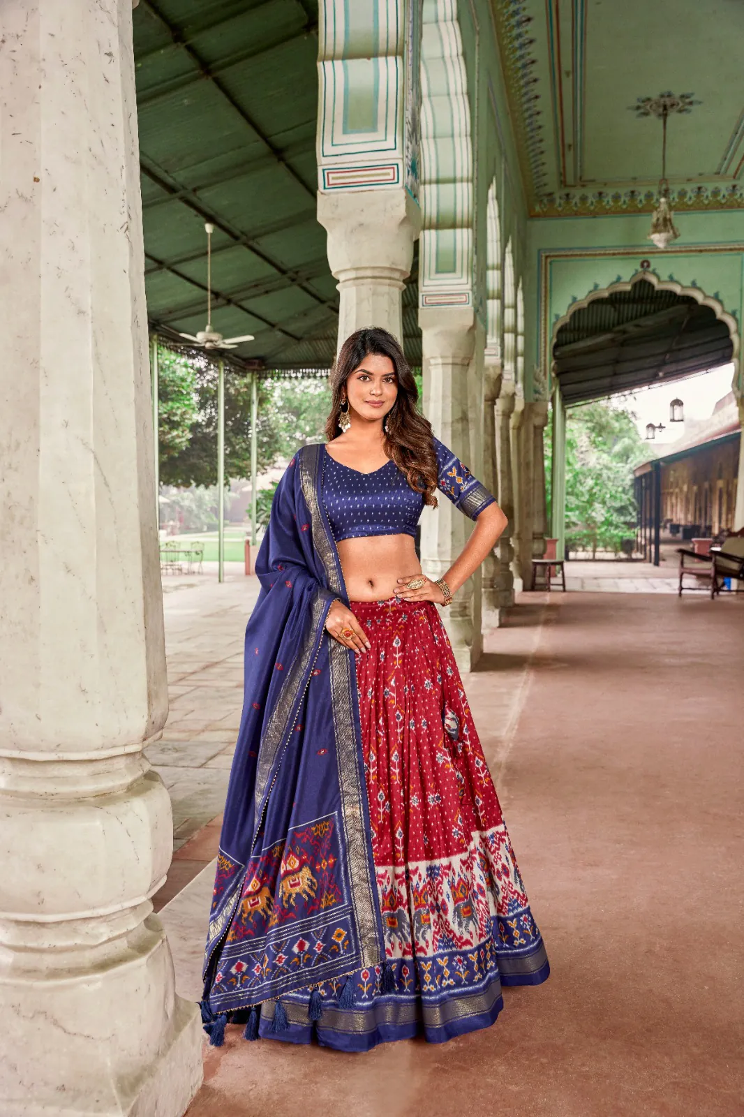 LNB1691 Red Color Tussar Silk Patola Foil Printed Lehenga Choli Festive, Wedding, Party, Events Expected Delivery 4-6 Working Days @2199/- | Bollywood Lehenga, Creative Lehenga, Designer Lehenga, Embroidered Lehenga, Lehenga, Party Wear Lehenga