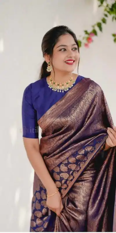 DDF SUPRIYA Navy Blue Color Soft Lichi Silk With Ordinary Design Saree Casual, Party Wear, Wedding, Events Etc. Expected Delivery 4-6 Working Days 1399/- | Bollywood Sarees, Creative Sarees, Designer Sarees, Embroidered Sarees, Ethnic Saree, Modern Digital sarees, Party Wear Sarees, Sarees