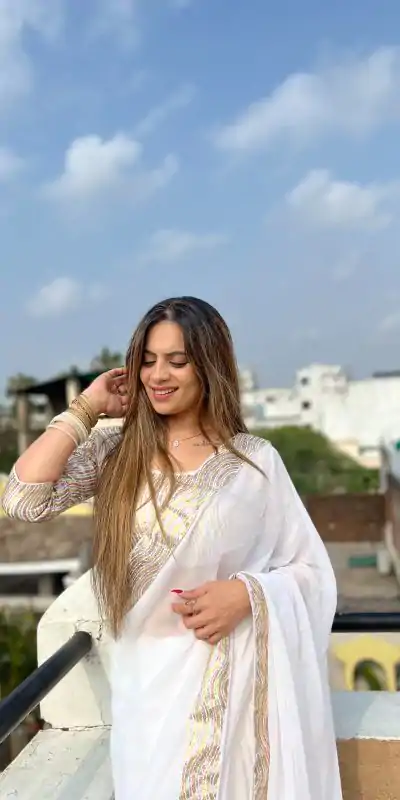 Jr 579 White Color Georgette Heavy Sequence Work Saree Casual, Party Wear, Wedding, Events Etc. Expected Delivery 4-6 Working Days 1549/- | Bollywood Sarees, Creative Sarees, Designer Sarees, Embroidered Sarees, Ethnic Saree, Modern Digital sarees, Party Wear Sarees, Sarees