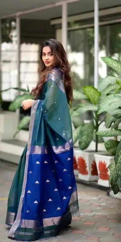 DDF Triveni Teal Blue Color Banarasi Soft Silk Ordinary Design Saree Casual, Party Wear, Wedding, Events Etc. Expected Delivery 4-6 Working Days 1499/- | Bollywood Sarees, Creative Sarees, Designer Sarees, Embroidered Sarees, Ethnic Saree, Modern Digital sarees, Party Wear Sarees, Sarees