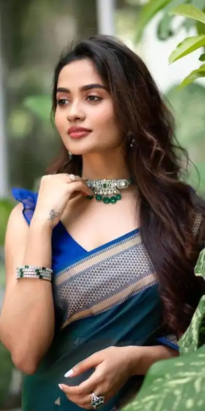 DDF Triveni Teal Blue Color Banarasi Soft Silk Ordinary Design Saree Casual, Party Wear, Wedding, Events Etc. Expected Delivery 4-6 Working Days 1499/- | Bollywood Sarees, Creative Sarees, Designer Sarees, Embroidered Sarees, Ethnic Saree, Modern Digital sarees, Party Wear Sarees, Sarees