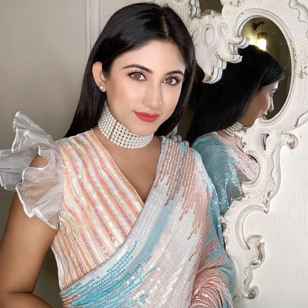 JR 556 White Color Soft georgette shaded sequence work Saree Casual, Party Wear, Wedding, Events Etc. Expected Delivery 4-6 Working Days 1699/- | Bollywood Sarees, Creative Sarees, Designer Sarees, Embroidered Sarees, Ethnic Saree, Modern Digital sarees, Party Wear Sarees, Sarees