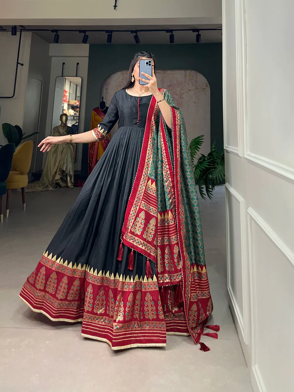 YNF 5007 Black Color Tussar Silk Print With Foil Printed Gown Casual, Wedding, Party, Festive, Events Etc. Expected Delivery 4-6 Working Days @2049/- | Bollywood Gowns, Creative Gowns, Designer Gowns, Embroidered Gowns, Gowns, Party Wear Gowns