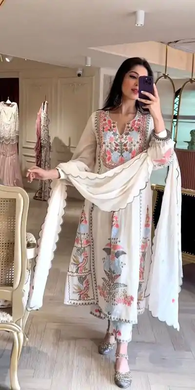 RTC 5541 White Color Salwar Suit : Faux Georgette Work : Embroidery Work Wedding, Traditionl Wear, Festive, Events @2099/- | Jump Suits, Casual Suits, Creative suits, Designer Suits, Palazzo Suits, Party Wear Suits, Salwar suit, Straight Suits