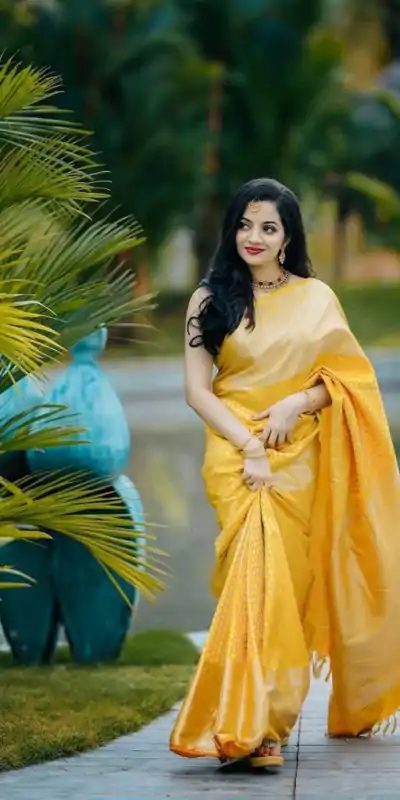 KP 3095 Yellow Color Lichi Silk Jacquard Work Beautiful Saree Casual, Party Wear, Wedding, Events Etc. Expected Delivery 4-6 Working Days @1399/- | Bollywood Sarees, Creative Sarees, Designer Sarees, Embroidered Sarees, Ethnic Saree, Modern Digital sarees, Party Wear Sarees, Sarees