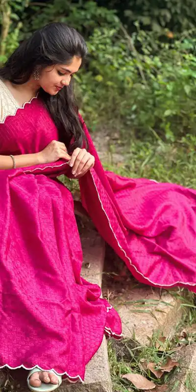 YNF7103 Pink Gadwall Chex Arca Work Blouse(Stitched) Saree Blouse(Stitched) Casual Party Wear, Wedding, Events Etc. Expected Delivery 4-6 Working Days @1699 | Bollywood Sarees, Creative Sarees, Designer Sarees, Embroidered Sarees, Ethnic Saree, Modern Digital sarees, Party Wear Sarees, Sarees