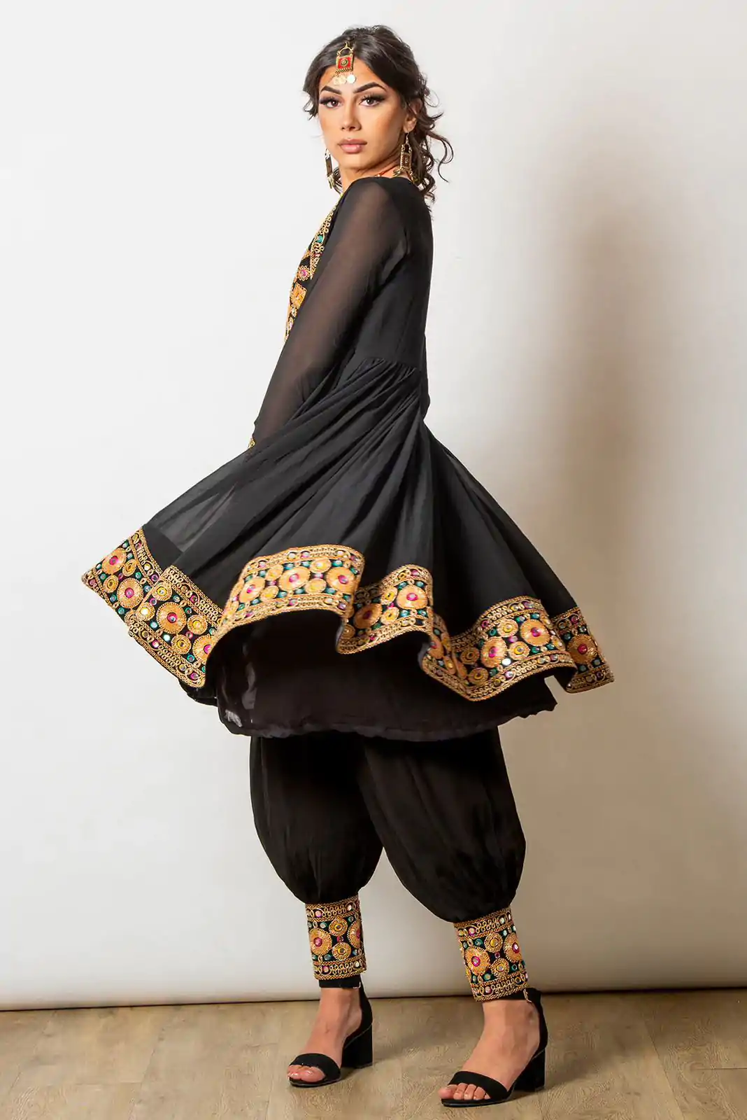 KD 1281 Black Color Faux Georgette Coding With Real Mirror Salwar Suit Casual, Party, Festive, Events Wedding Etc.  Expected Delivery 4-6 Working Days @2199/ | Casual Suits, Creative suits, Designer Suits, Palazzo Suits, Party Wear Suits, Salwar suit, Straight Suits