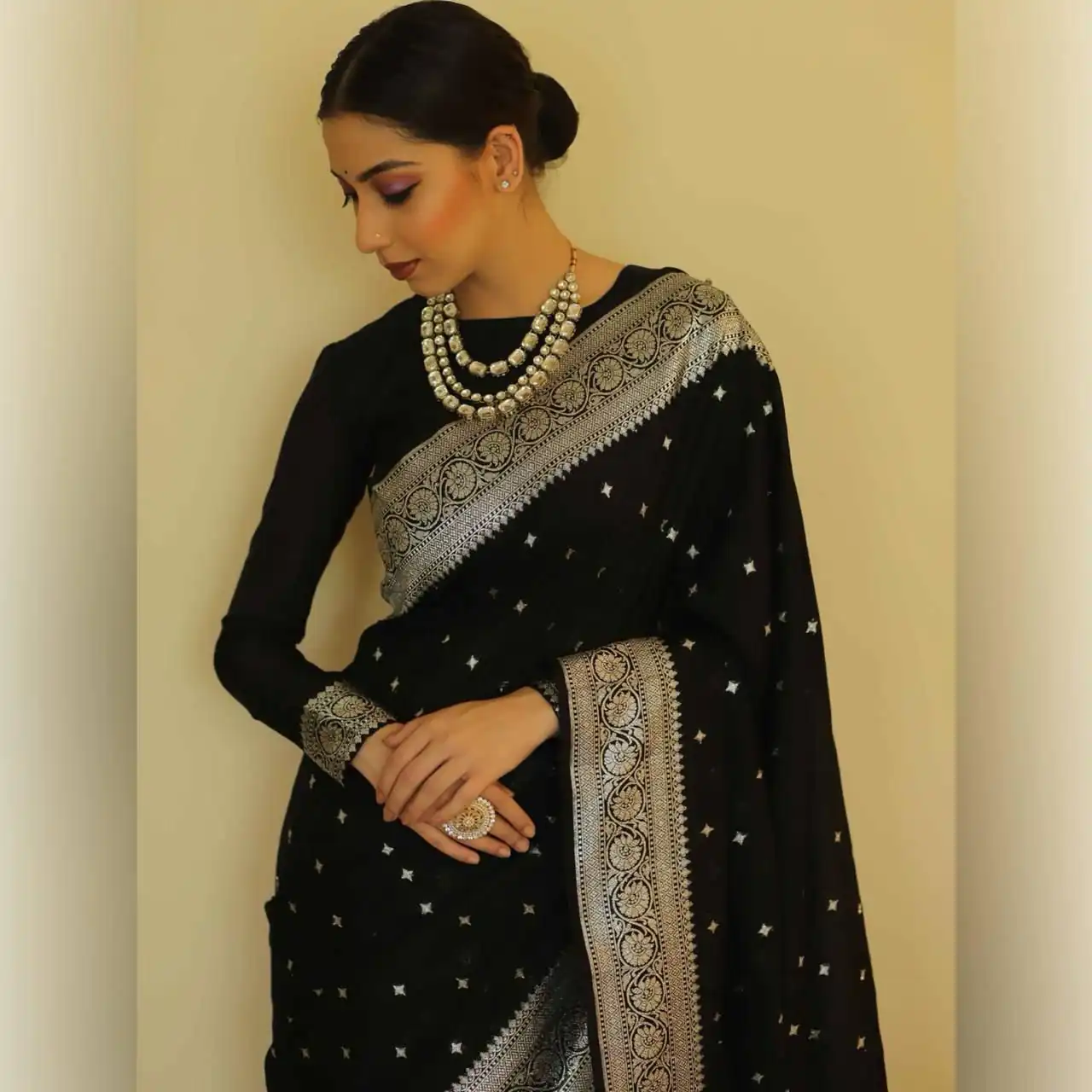 KP 5064 Black Color Soft Lichi Silk Cloth Beautiful Rich Pallu Saree Casual, Party Wear, Wedding, Events Etc.   Expected Delivery 4-6 Working Days @ 1399/- | Bollywood Sarees, Creative Sarees, Designer Sarees, Embroidered Sarees, Ethnic Saree, Modern Digital sarees, Party Wear Sarees, Sarees