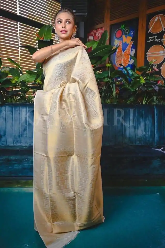 KP 5054 White Color Soft Lichi Silk Jacquard Rich Pallu Saree Casual, Party Wear, Wedding, Events Etc. Expected Delivery 4-6 Working Days @1349/- | Bollywood Sarees, Creative Sarees, Designer Sarees, Embroidered Sarees, Ethnic Saree, Modern Digital sarees, Party Wear Sarees, Sarees