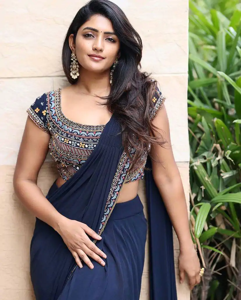 BT 1207 Royal Blue Color Georgette Embroidery Sequence With Thread Zari Work Saree Party Wear, Traditional Wear, Wedding Wear, Events Etc.@1999/- | Bollywood Sarees, Creative Sarees, Designer Sarees, Ethnic Saree, Modern Digital sarees, Party Wear Sarees, Sarees