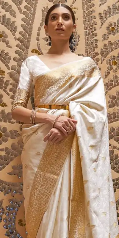 MB™️ 3213 Off White Color Soft Kanjivaram Pattu Jacquard Silk Saree Gold ,Silver Zari Weaving Casual, Party Wear, Festival, Events, . 4-6 Working Days @1499 | Bollywood Sarees, Creative Sarees, Designer Sarees, Embroidered Sarees, Ethnic Saree, Modern Digital sarees, Party Wear Sarees, Sarees